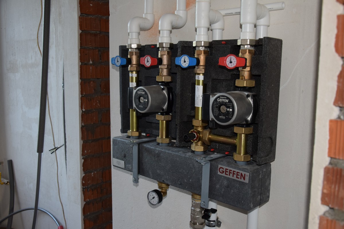 Дом 200 м² — коллекторный узел